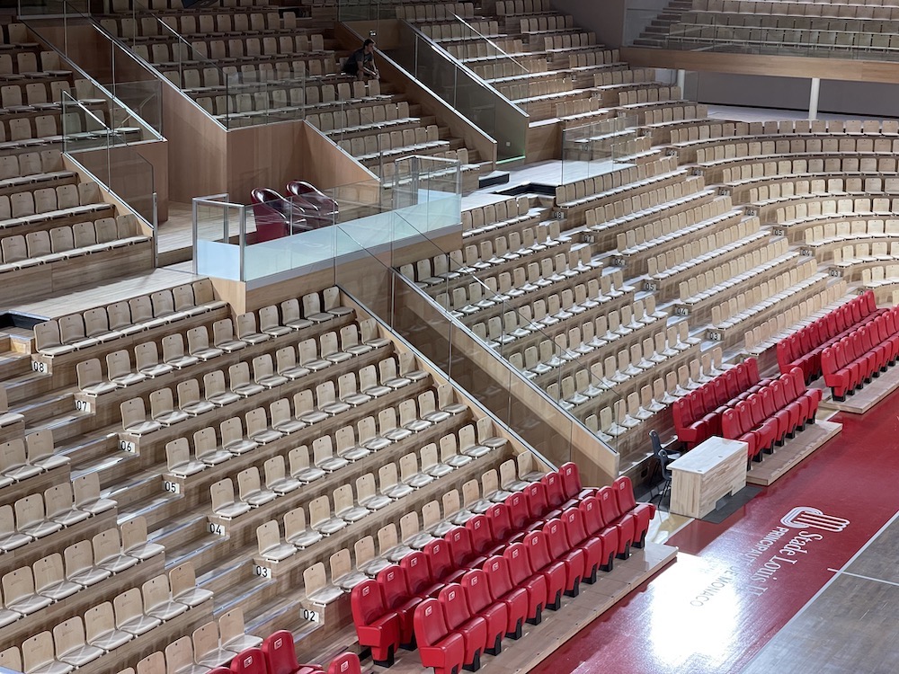 Salle Gaston Médecin Monaco Basketball 5000 sièges en bois 1